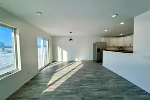 602 Garfield St SE, Warroad, MN 56763 - Photo 6