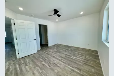 602 Garfield Street SE, Warroad, MN 56763 - Photo 8