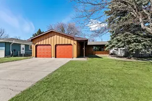 1422 24th Ave S, Moorhead, MN 56560 - Photo 1