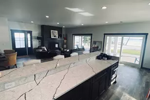 1084 W Lake Dr, Detroit Lakes, MN 56501 - Photo 8