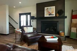 1084 W Lake Dr, Detroit Lakes, MN 56501 - Photo 14