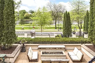 2427 E Lake Of The Isles Pkwy, Minneapolis, MN 55405 - Photo 2