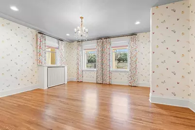 2427 E Lake Of The Isles Parkway, Minneapolis, MN 55405 - Photo 26