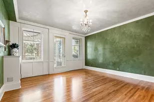 2427 E Lake Of The Isles Pkwy, Minneapolis, MN 55405 - Photo 28