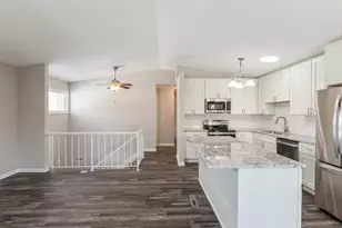 2584 76th St E, Inver Grove Heights, MN 55076 - Photo 8