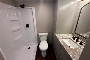 220 Broadway Ave S, Rochester, MN 55904 - Photo 32