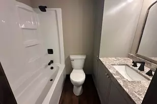 220 Broadway Ave S, Rochester, MN 55904 - Photo 22