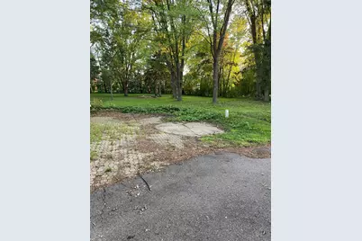 1624 County Road B W, Roseville, MN 55113 - Photo 2