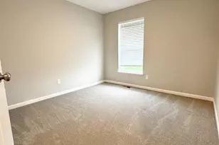 13391 Territorial Cir N, Maple Grove, MN 55369 - Photo 14