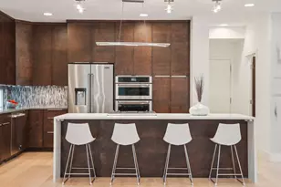 209 Westwood Dr N, Golden Valley, MN 55422 - Photo 10