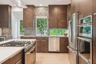 209 Westwood Drive N, Golden Valley, MN 55422 - Photo 6