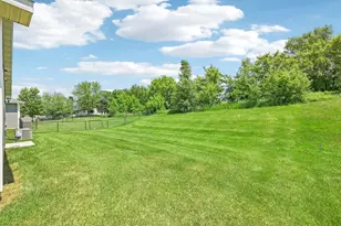 311 Florence Ave S, Annandale, MN 55302 - Photo 4