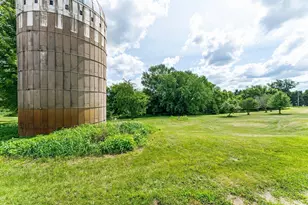 17634 240th St, Hutchinson, MN 55350 - Photo 44