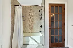 227 E 2nd St, Blue Earth, MN 56013 - Photo 40