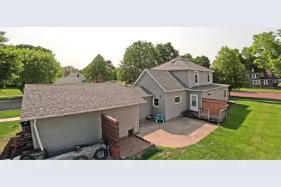 227 E 2nd Street, Blue Earth, MN 56013 - Photo 16