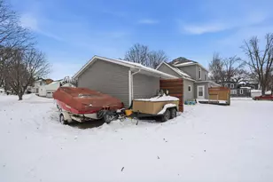 227 E 2nd St, Blue Earth, MN 56013 - Photo 66