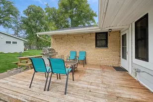 280 Bennett St, Wahkon, MN 56386 - Photo 12