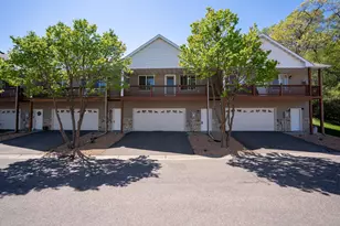 1550 Lincoln Park Dr, South Saint Paul, MN 55075 - Photo 1