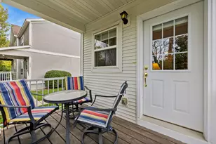 2929 Hemingway Dr, Chaska, MN 55318 - Photo 4