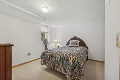 2929 Hemingway Drive, Chaska, MN 55318 - Photo 36