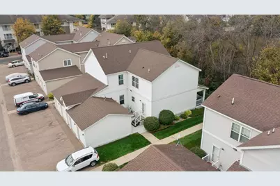 2929 Hemingway Drive, Chaska, MN 55318 - Photo 44