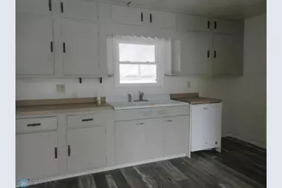 611 15th Street N, Moorhead, MN 56560 - Photo 18