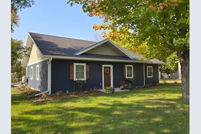 446 Pacific Avenue, Hancock, MN 56244 - Photo 2