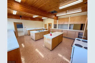 555 East Avenue, Zumbrota, MN 55992 - Photo 20