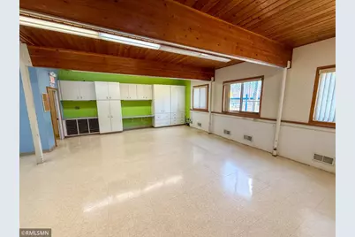 555 East Avenue, Zumbrota, MN 55992 - Photo 14