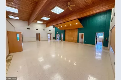 555 East Avenue, Zumbrota, MN 55992 - Photo 10