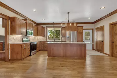 1804 Amblewood Drive, Saint Cloud, MN 56303 - Photo 4