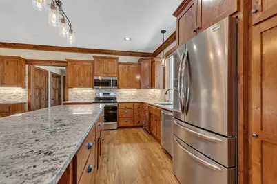 1804 Amblewood Drive, Saint Cloud, MN 56303 - Photo 8