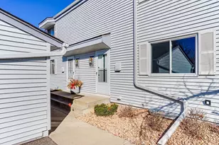 2285 Pond Ave E, Maplewood, MN 55119 - Photo 1