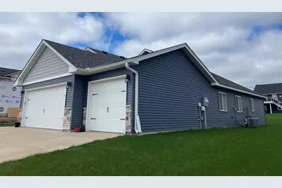 841 N Grant Street, Ellsworth, WI 54011 - Photo 2