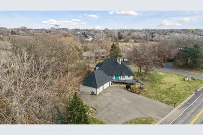 4335 Kirkwood Lane N, Plymouth, MN 55442 - Photo 6