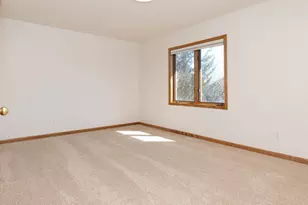 10127 Trotters Path, Eden Prairie, MN 55347 - Photo 26