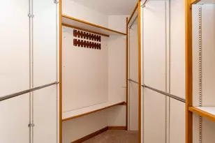 10127 Trotters Path, Eden Prairie, MN 55347 - Photo 30