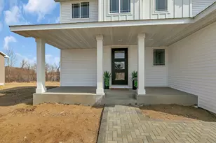 31014 Goldfinch Ln, Rockville, MN 56301 - Photo 2