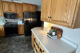 503 6th St NE, Roseau, MN 56751 - Photo 12