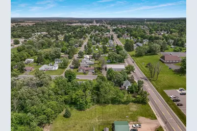 429 W Division Avenue, Barron, WI 54812 - Photo 12