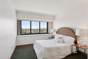 1920 S 1st St, Minneapolis, MN 55454 - Photo 20