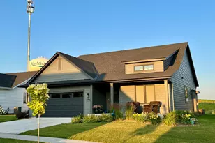 2019 Erie Dr, Northfield, MN 55057 - Photo 16