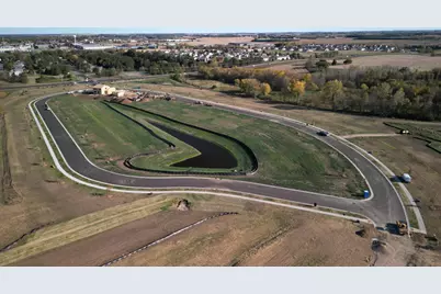 1513 Creekwood Drive, New Richmond, WI 54017 - Photo 4