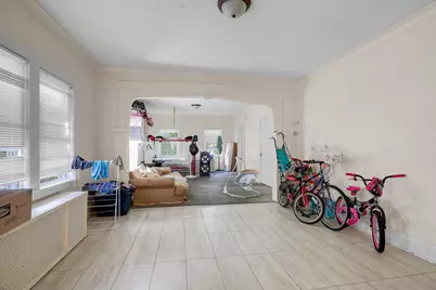 918 Queen Avenue N, Minneapolis, MN 55411 - Photo 36