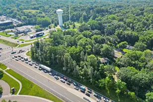 4512 Williston Rd, Minnetonka, MN 55345 - Photo 2