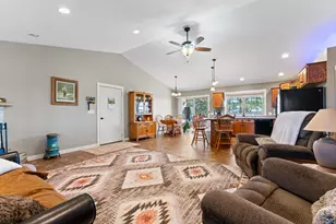 12650 780th Ave, Le Roy, MN 55951 - Photo 8