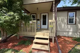 328 Jefferson Pl, Faribault, MN 55021 - Photo 1