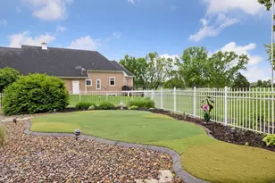 268 St Andrews Dr, Hudson, WI 54016 - Photo 4