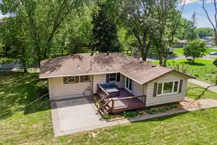 16170 Westgate Ln, Eden Prairie, MN 55344 - Photo 4