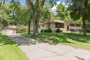 16170 Westgate Ln, Eden Prairie, MN 55344 - Photo 8